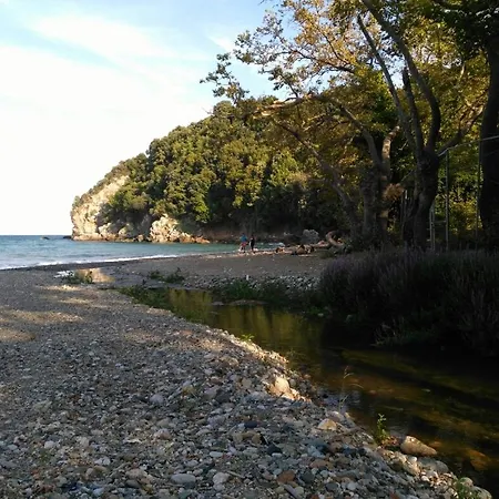 Seaside - Psarolakas, Karitsa, Lodge